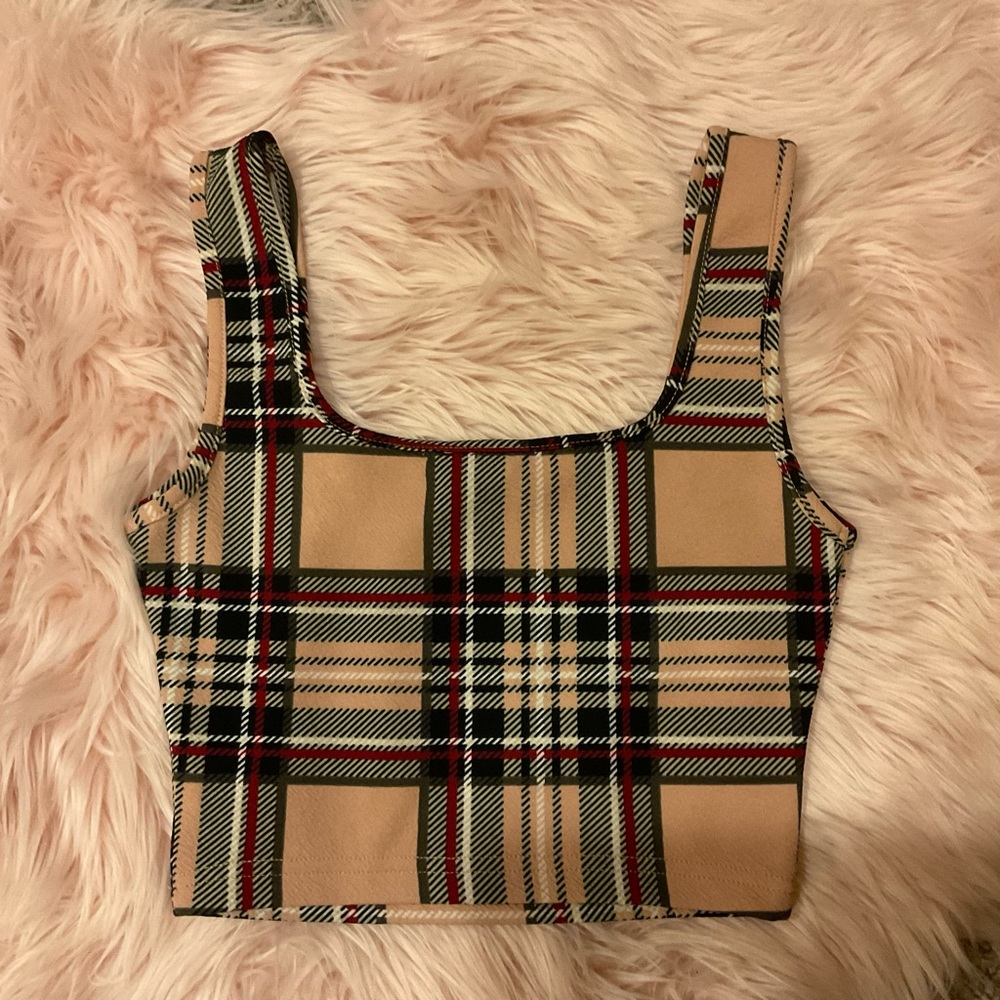 SHEIN Plaid Tan Crop Top Burberry design